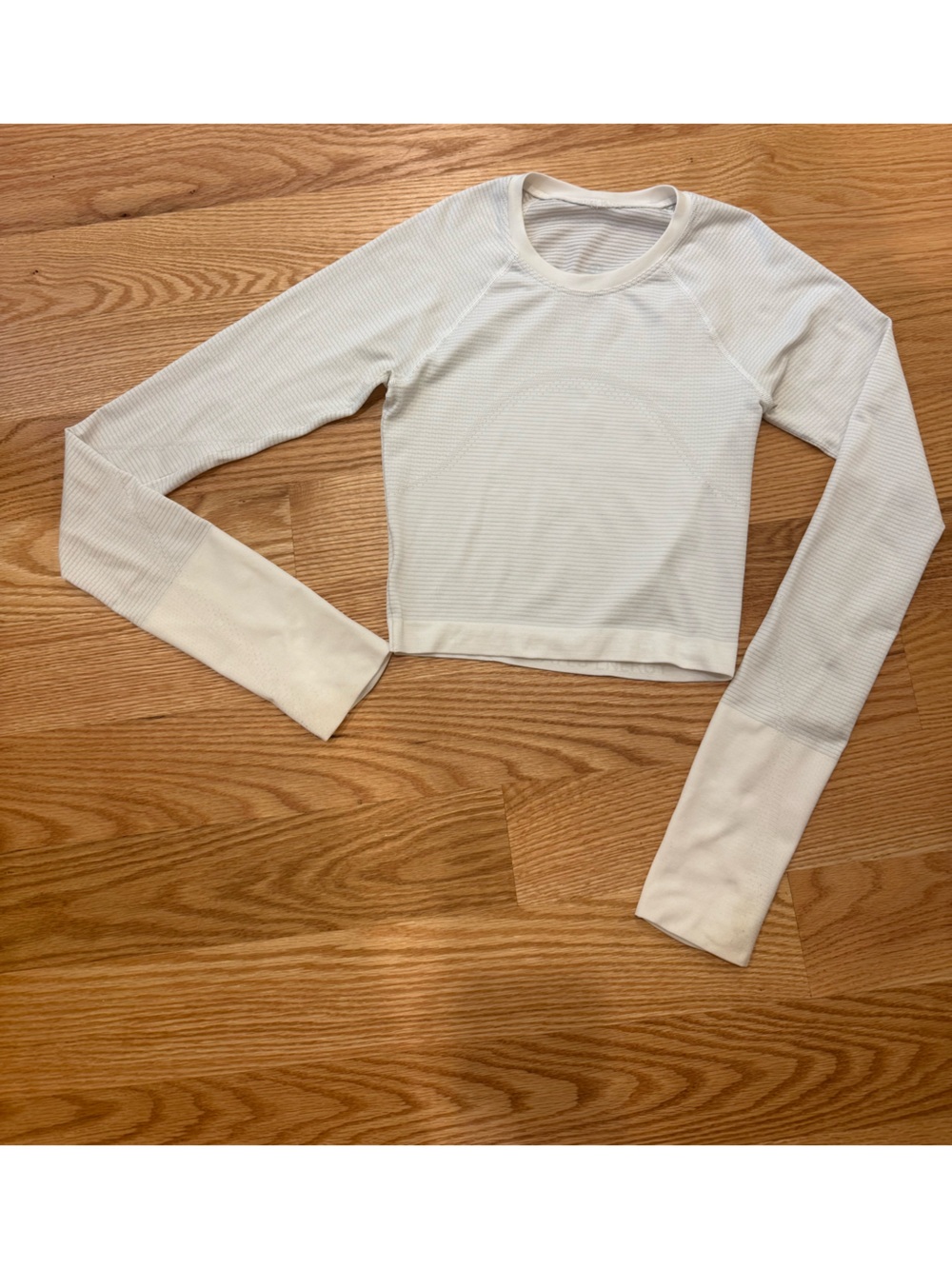 Lululemon swiftly tech cropped long sleeved shirt